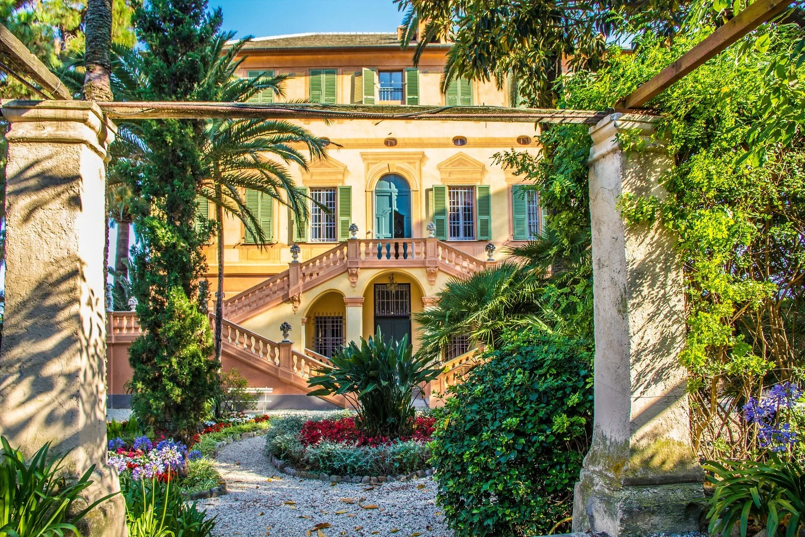 Villa honesto Otio, Latte