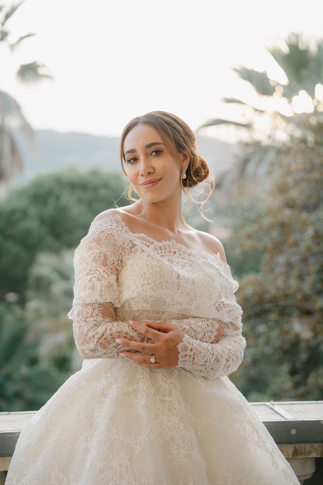 身着婚纱的 Vanessa